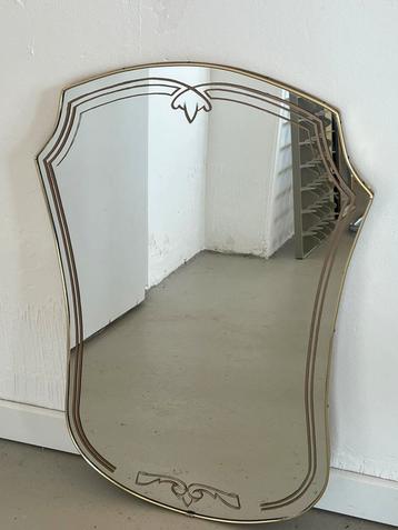 Antieke spiegel 45cm op 65cm  beschikbaar voor biedingen