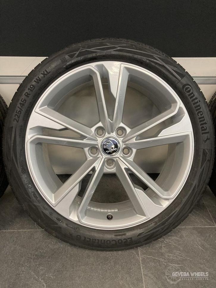 19” originele Skoda Karoq (4x4 / Seat Ateca velgen + banden, Auto-onderdelen, Banden en Velgen, Banden en Velgen, Zomerbanden