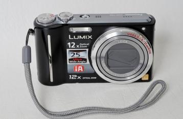 Lumix DMC-TZ6: Zoom optique:12 x F3.3 - F4.9 / 25 à 300 mm