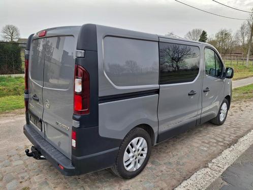 Opel vivaro Dubbel cabine 2017 euro6b l1h1, Auto's, Bestelwagens en Lichte vracht, Bedrijf, ABS, Airbags, Airconditioning, Boordcomputer