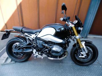 r nine t 1170cm3 2021 13000km akra gar 1.2.3ans jhbmotos beschikbaar voor biedingen