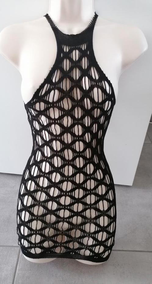 Tenue sexy noire mailles ajourées XL Neuve, Vêtements | Femmes, Sous-vêtements & Lingerie, Enlèvement ou Envoi