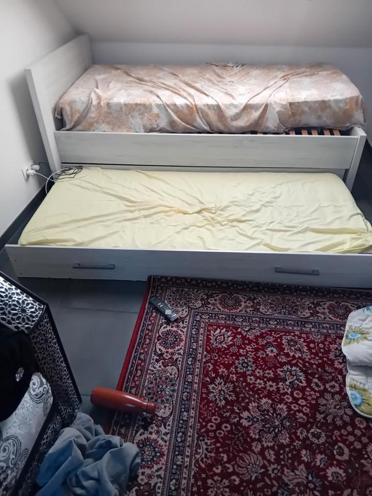 eenpersoonsbed 2 voor €185, Huis en Inrichting, Slaapkamer | Slaapbanken, Ophalen of Verzenden