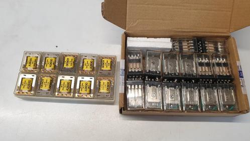 jw1304: 14 printrelais Chung Won KMH4-D12P : 12V spoel met 4, Hobby en Vrije tijd, Elektronica-componenten, Zo goed als nieuw