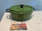 Nomar (Staub) Doufeu 29 cm ovaal groen, uitstekende staat, Huis en Inrichting, Keuken | Potten en Pannen, Gietijzer, Ophalen of Verzenden