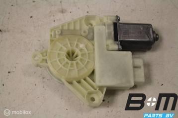 Raammotor rechts achter VW Golf 7 GTD 5 deurs 5Q4959812A beschikbaar voor biedingen