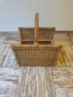 Rieten mand met handvat voor hout, Ophalen, Zo goed als nieuw, Hout, Mand