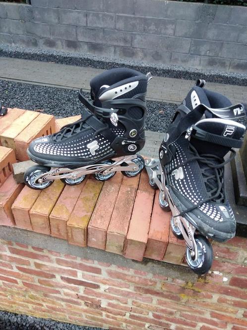 Skeelers met lichaamsbeschermingen, Sport en Fitness, Skeelers, Zo goed als nieuw, Ophalen of Verzenden