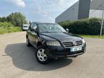 VW TOUAREG-2004-2.5TDI-AUTOMAAT-270DKM-3.5t-4X4-TOP WAGEN, Testrit aan huis, 3500 kg, Zwart, 4 cilinders