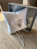 Coussin pour alliances (Mariage), Comme neuf