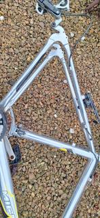 Aluminium MTB kader 26 inch, Enlèvement