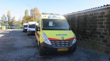 RENAULT MASTER AMBULANCE ANNEE 2012.EURO5. 6500€ beschikbaar voor biedingen