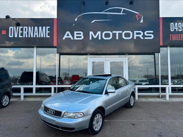 Audi A4 1.8benzine Automaat 120.000km leder airco Topstaat!, Auto's, Audi, Bedrijf, Te koop, A4, ABS, Airbags, Boordcomputer, Centrale vergrendeling