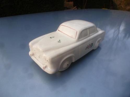 PEUGEOT 403:1/18 miniatuur in LUNEVILLE-porselein, Antiek en Kunst, Antiek | Porselein, Verzenden