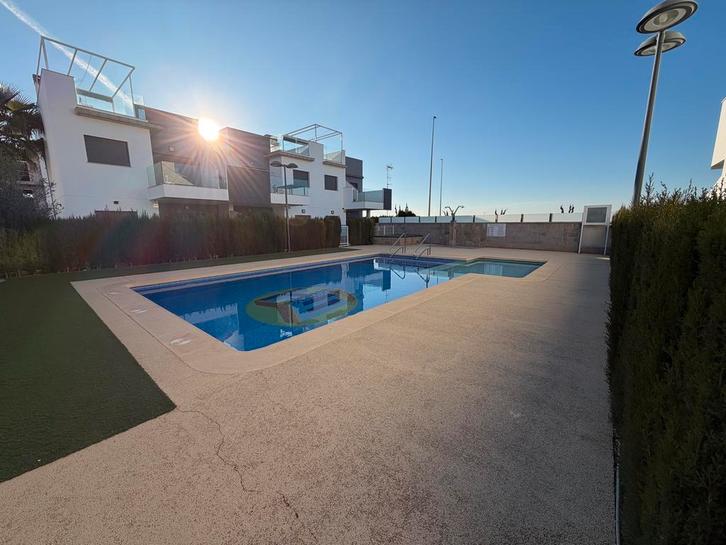 Stijlvol gelijkvloers appartement in Pilar de la Horadada, Immo, Buitenverblijven te koop