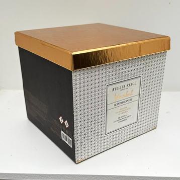 Atelier Rebul Istanbul Geurkaars 950 g beschikbaar voor biedingen