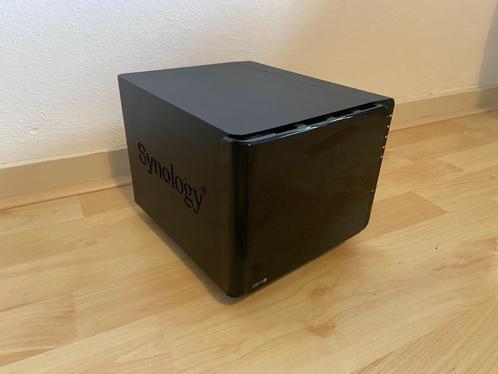 Synology DS415+ NAS (8gb ram upgrade) + evt. hdd, Computers en Software, Harde schijven, Zo goed als nieuw, HDD, SATA, Ophalen of Verzenden