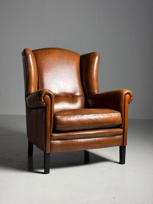 Schapenleren Wingback oorfauteuil klassiek, Antiek en Kunst, Antiek | Meubels | Stoelen en Sofa's, Ophalen of Verzenden