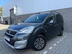 Peugeot Partner 1.2 BENZINE | LAGE KM | NAVIGATIE | 5 ZITPL, Auto's, Peugeot, Gebruikt, Euro 6, 1199 cc, Bedrijf