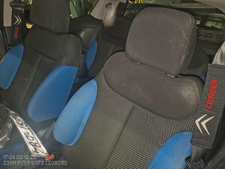 Voiture à vendre pour pièces ou dans l’état, Autos, Citroën, Particulier, C2, Essence, Euro 4, 3 portes, Boîte manuelle, Argent ou Gris