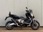 Honda X-ADV 750 Black Edition avec Akrapovic / 2025 / 2400km, Motos, Permis Moto A, Tourisme, Entreprise, Plus de 35 kW