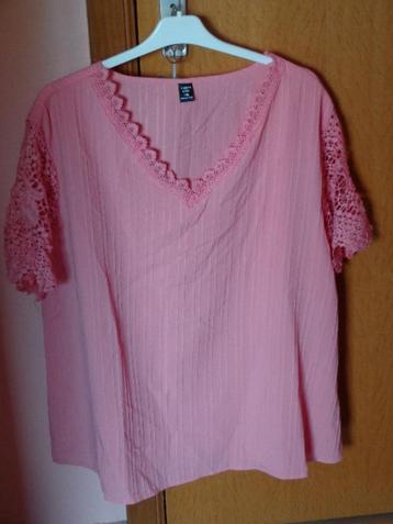 Nieuw / Roze shirt met kant (50/52) shein beschikbaar voor biedingen