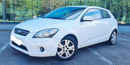 Kia Ceed 1.6cc CRDI Automatische versnellingsbak, notebook,, Auto's, Kia, Particulier, (Pro) Cee d, ABS, Adaptive Cruise Control