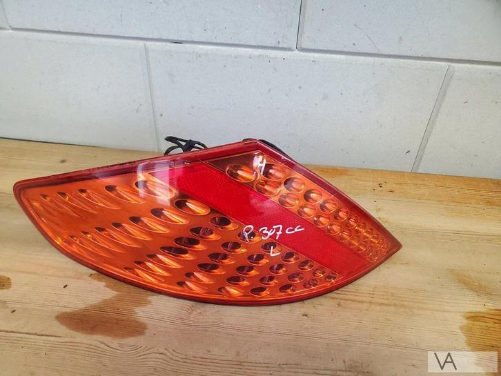 Peugeot 307 cc cabrio achterlicht links op de auto €150 L4, Auto-onderdelen, Verlichting, Peugeot, Gebruikt, Ophalen of Verzenden