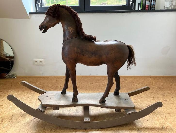 Ancien cheval à bascule – milieu XXe S, Antiek en Kunst, Antiek | Speelgoed, Ophalen
