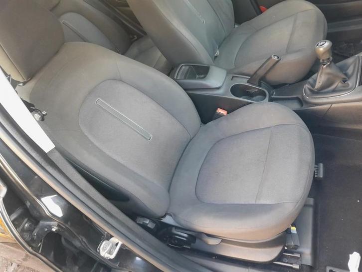 STOEL RECHTS VOOR Fiat Bravo (198A) (01-2006/12-2014), Auto-onderdelen, Interieur en Bekleding, Fiat, Gebruikt