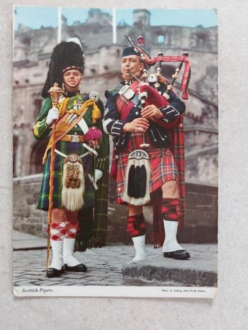 postkaart Scottish Pipers