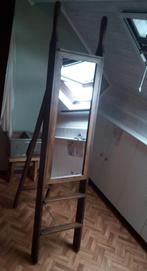 Spiegel - staand in ladder, Ophalen, Zo goed als nieuw, Rechthoekig