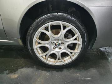 Alfa 159 18 inch velgen set met zgan all season  245-40-18 b beschikbaar voor biedingen
