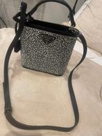 Sac Prada, Handtassen en Accessoires, Tassen | Damestassen, Ophalen of Verzenden, Zo goed als nieuw