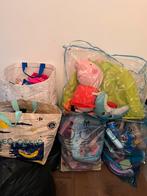 Gratis meisjes kleren en speelgoed, Ophalen, Gebruikt