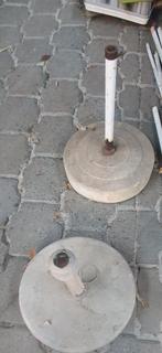Gratis op te halen parasolvoeten/2 kastjes, Tuin en Terras, Ophalen