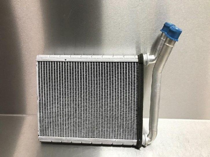 KACHELRADIATEUR Toyota Avensis Wagon (T27) (01-2008/10-2018), Auto-onderdelen, Airco en Verwarming, Toyota, Gebruikt
