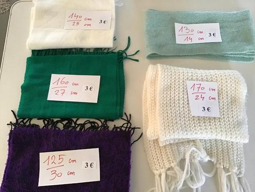 38 dames sjaals aan 3 euro per sjaal, Kleding | Dames, Mutsen, Sjaals en Handschoenen, Zo goed als nieuw, Sjaal, Ophalen of Verzenden