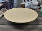 Plat à tarte sur pied jaune Royal Boch, Maison & Meubles, Enlèvement ou Envoi, Neuf