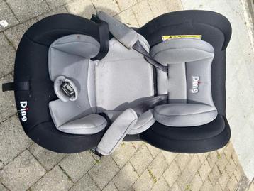 Auto stoel kinderen beschikbaar voor biedingen