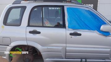 Portier 4Deurs rechts-achter van een Suzuki Grand Vitara (Gr beschikbaar voor biedingen