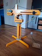 Hape houten hijskraan + houten kiepwagen, Ophalen, Zo goed als nieuw