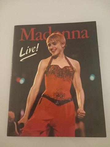 Boek Madonna Live! Fotoboek Queen of Pop Muziek beschikbaar voor biedingen