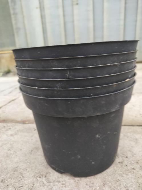 Kweekpotten 5 liter 6 stuks, Tuin en Terras, Bloempotten, Gebruikt, Kunststof, Binnen, Balkon, Tuin, Minder dan 40 cm, Minder dan 25 cm