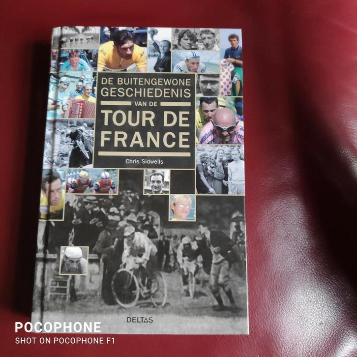De buitengewone geschiedenis van de Tour de France, Boeken, Sportboeken, Zo goed als nieuw, Ophalen of Verzenden