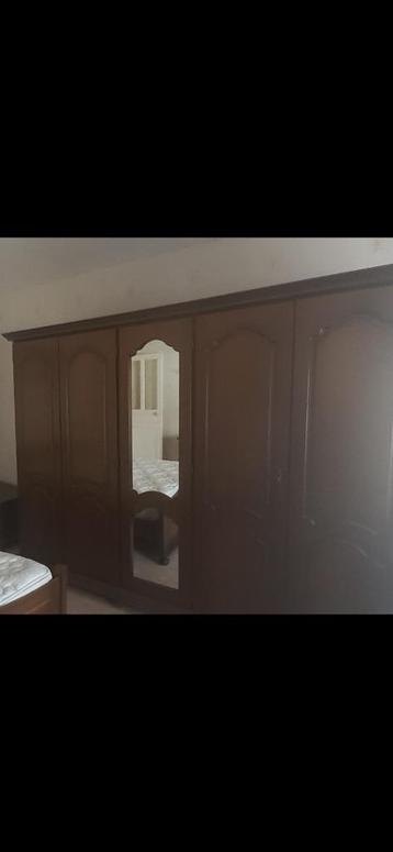 ARMOIRE  TOUJOURS DISPONIBLE 23 AVRIL 2025 beschikbaar voor biedingen