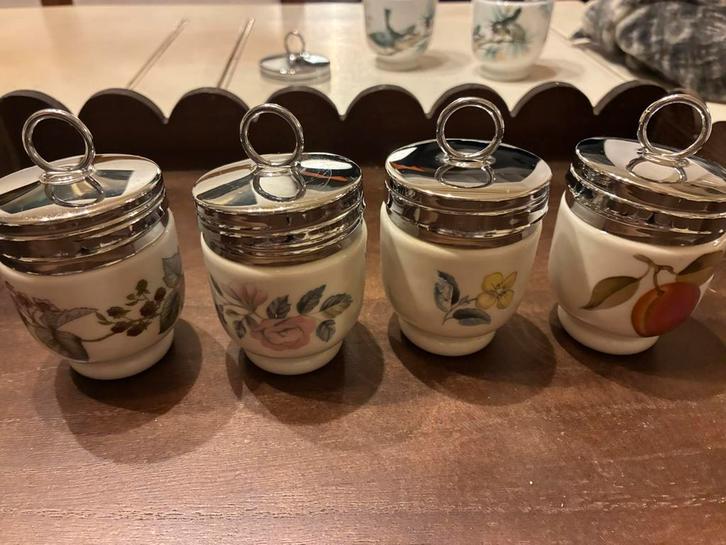 4 Egg coddler/ ramequins pour cuire les oeufs, Antiek en Kunst, Antiek | Keukengerei, Ophalen of Verzenden