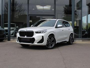 BMW X1 sDrive18i M Sport / PANODAK / TREKHAAK / DODE HOEK beschikbaar voor biedingen