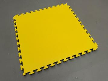 Tatamis PREMIUM 1mx1mx2.6cm epaisseur. Mousse EVA Jaune/noir beschikbaar voor biedingen