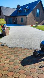 Carreleur et tapis de pierre, Diensten en Vakmensen, Stukadoors en Tegelzetters